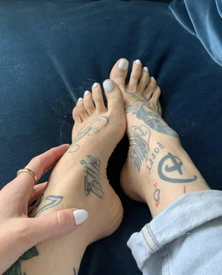 Fresh white toes. Cum and cover my feet by AnonHanson