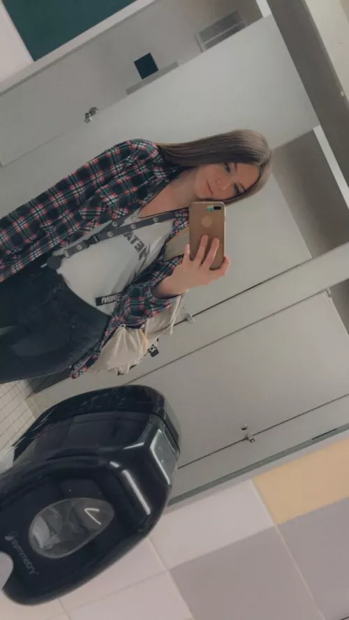 Freshly legal highschooler :) by coffeebeforeoxygen_