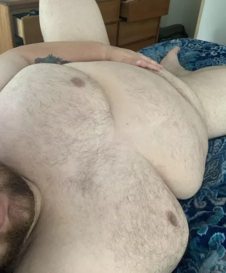 Freshly showered, come take it. by Derrricck