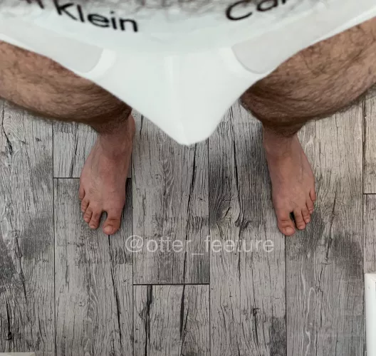 Freshly showered 🧼 by otter_feeture