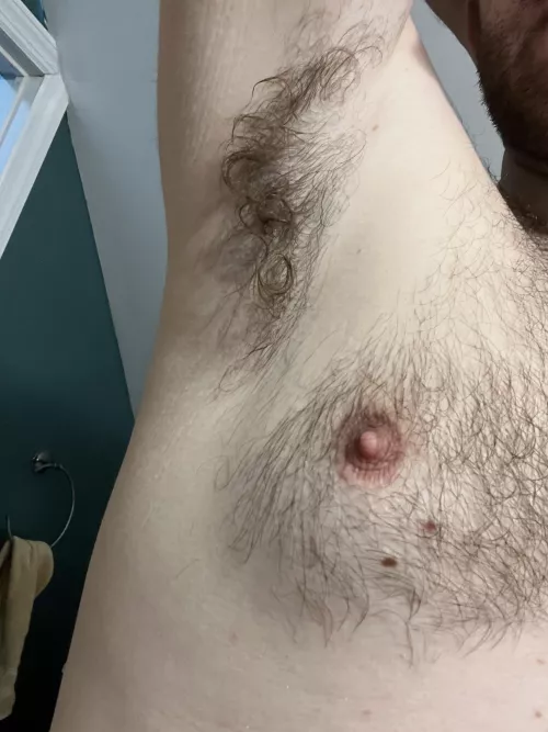 Freshly showered, the first ‘clean’ pic ;) by Interribanging