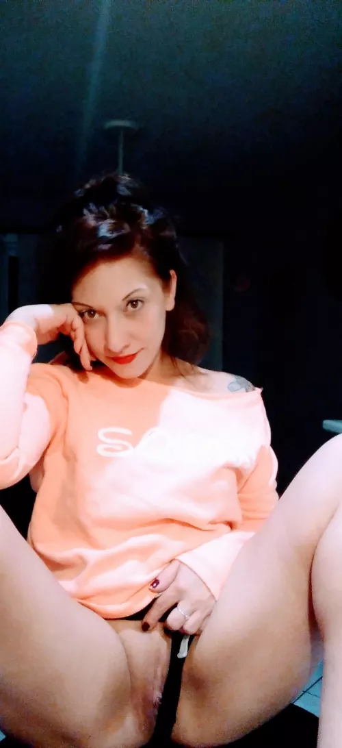 🌺Freshly showered..relaxed...ready for an orgasm🌺😌(f) by ciaramist_34