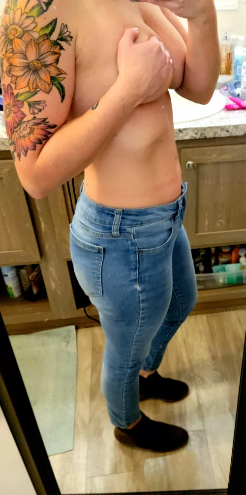 Friday feels!! by nlicious01