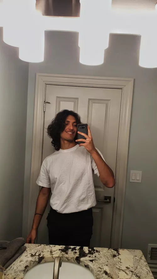 Friday makes me happy by theboyfromthesouth