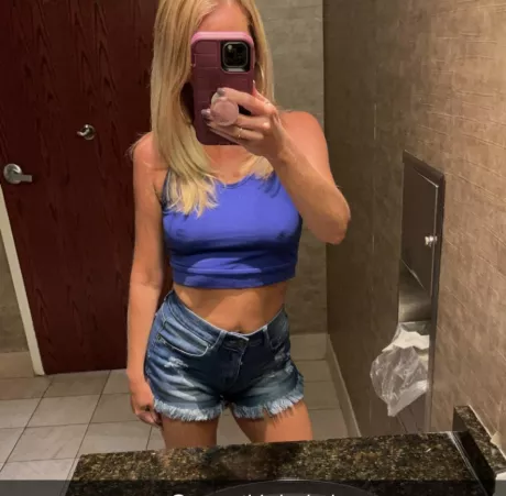 Friday night by HotwifeCrush