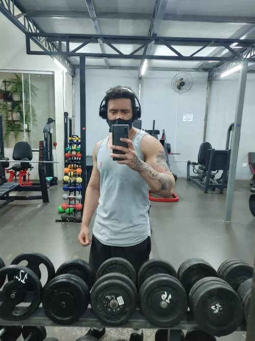 Friday workout by Greysanatomyisdumb