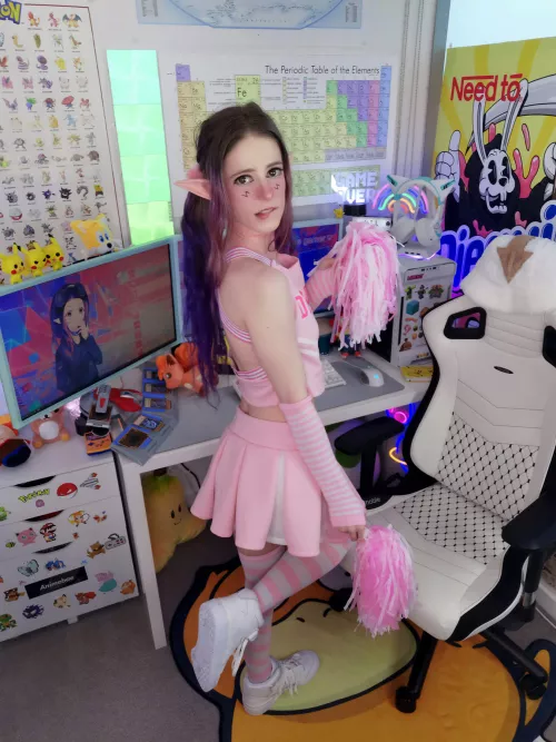 friendly neighbourhood elf cheerleader egirl 😊✨ by lilfakegamer