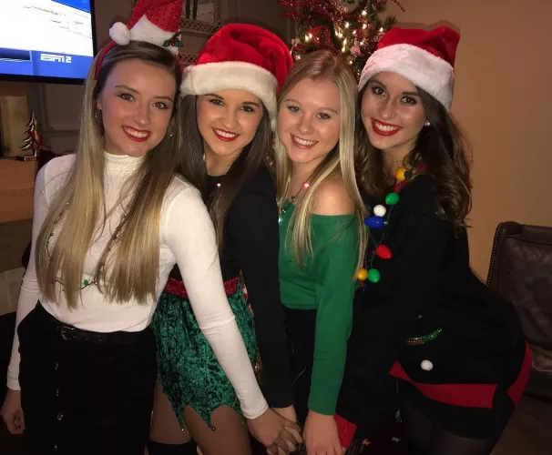 Friends-mas by WarmObserver