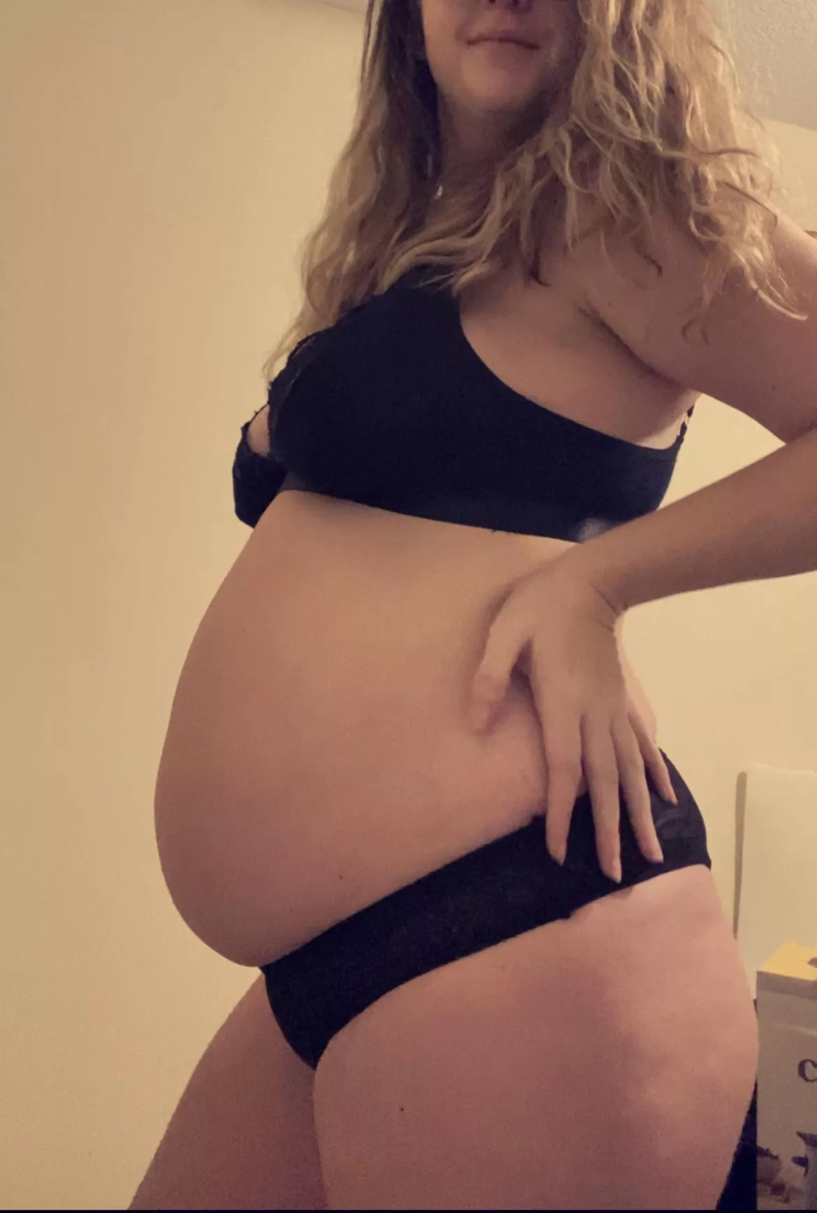 Frisky Friday! 😅 Let’s Play😊 posted by StellaRoss8