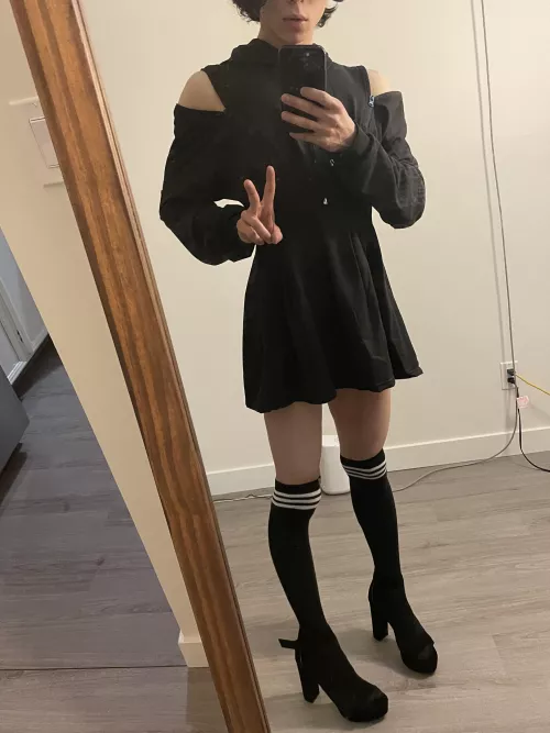 Frisky lounging outfit this Friday~ by rakshas223