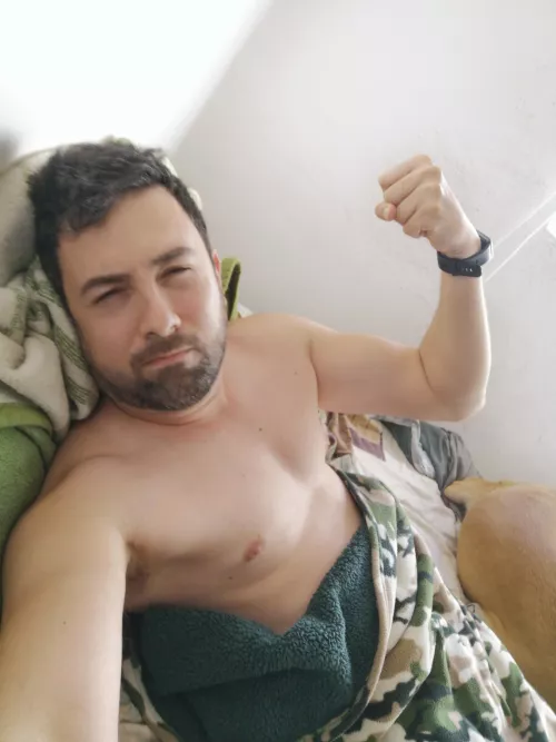 Friyay finally UwU, time for lots of League of Legends and Monster Hunter Stories 2. by Aljobinne