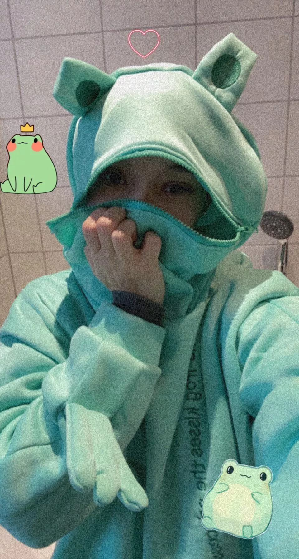 Froggy jumper 🐸 posted by uncles-little-girl