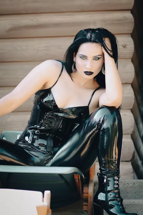 From a shoot back in September 📸d.rey images by Heavy_Commission_428