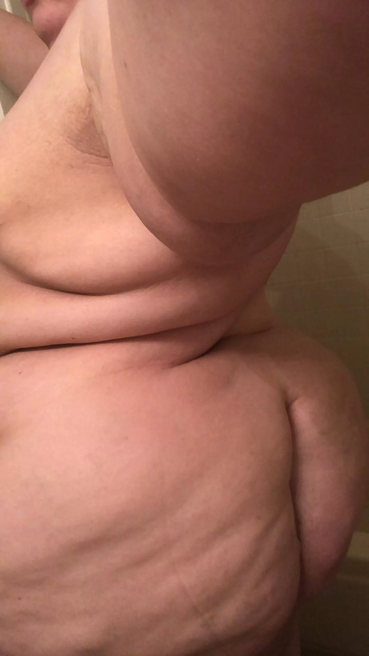 From behind ☺️ posted by chub_boii