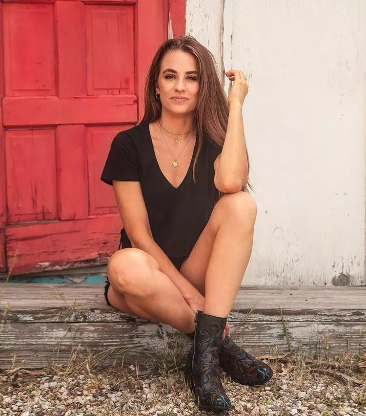 From her instagram posted by Rossdaboss-YT