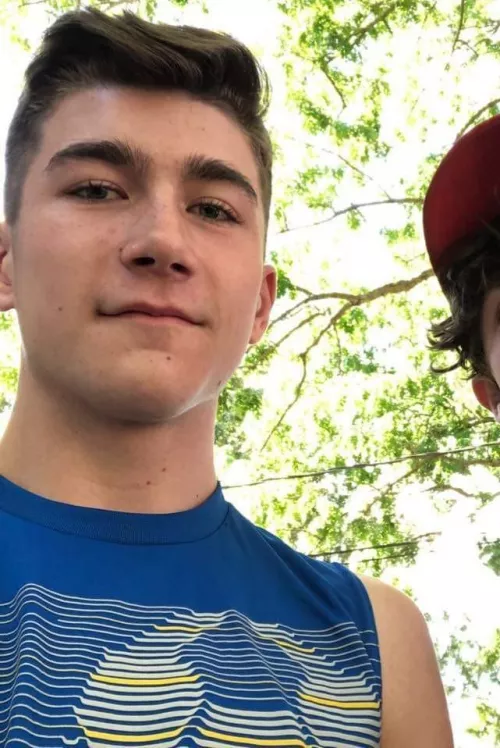 From last summer - recently accepted that I'm bi and just wanted to share! by JJThom997