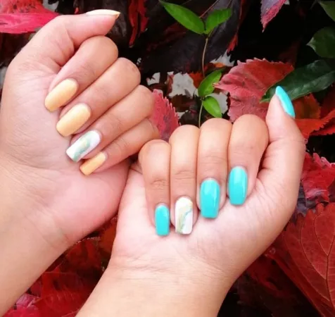 From which hand would you want that handjob? by yull_sarangi