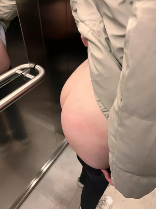 Fuck me in public 😈 by laurenstatonxx