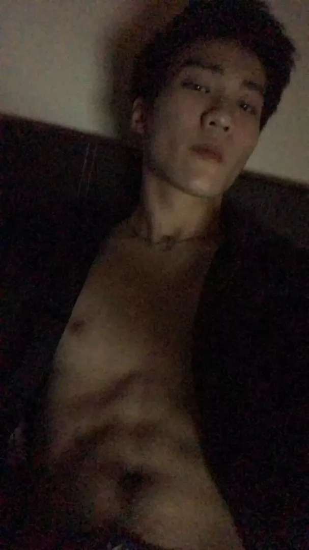 Fuck me while sucking my nipple 💦 posted by Mazeamazeyou