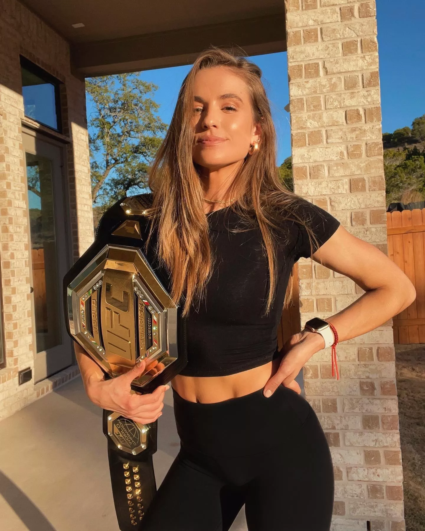 Fuck she’s so hot posted by [deleted]