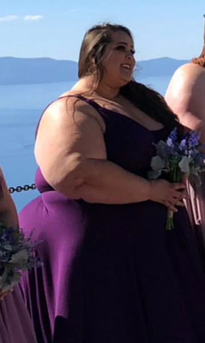 Fuller figured bridesmaid 🤔🤔🤔😘😘😘 posted by katiesmith123xxx