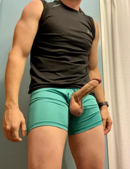 Fun fact: I’ve never came from oral sex, think you are up for the challenge? by SpecialRanger247