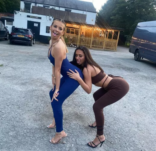 Fun in the pub carpark by srbt12321