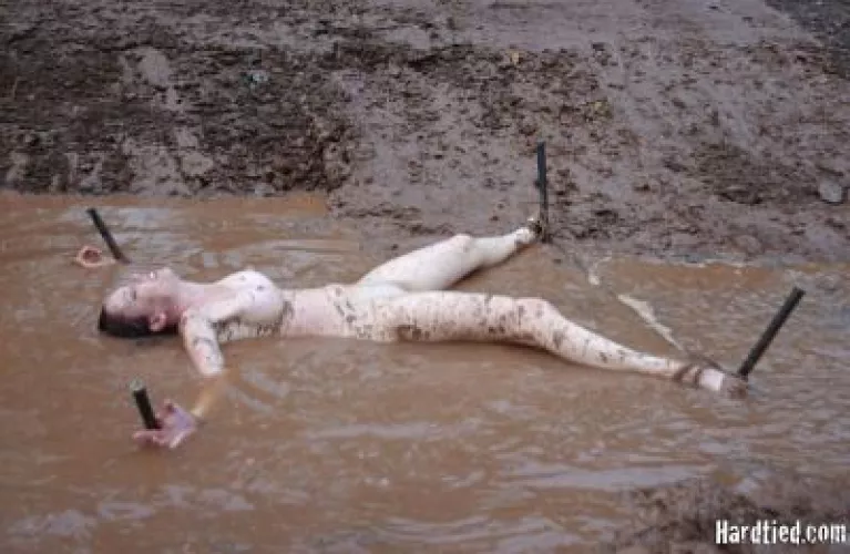 Further on my walk I found this by footloosegiant1983