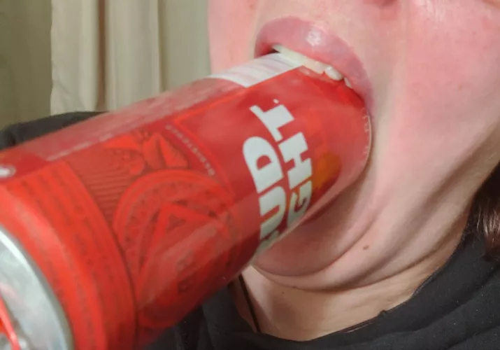 [F]Yanno how ya get pics next to a can? by ObjectiveKey9693