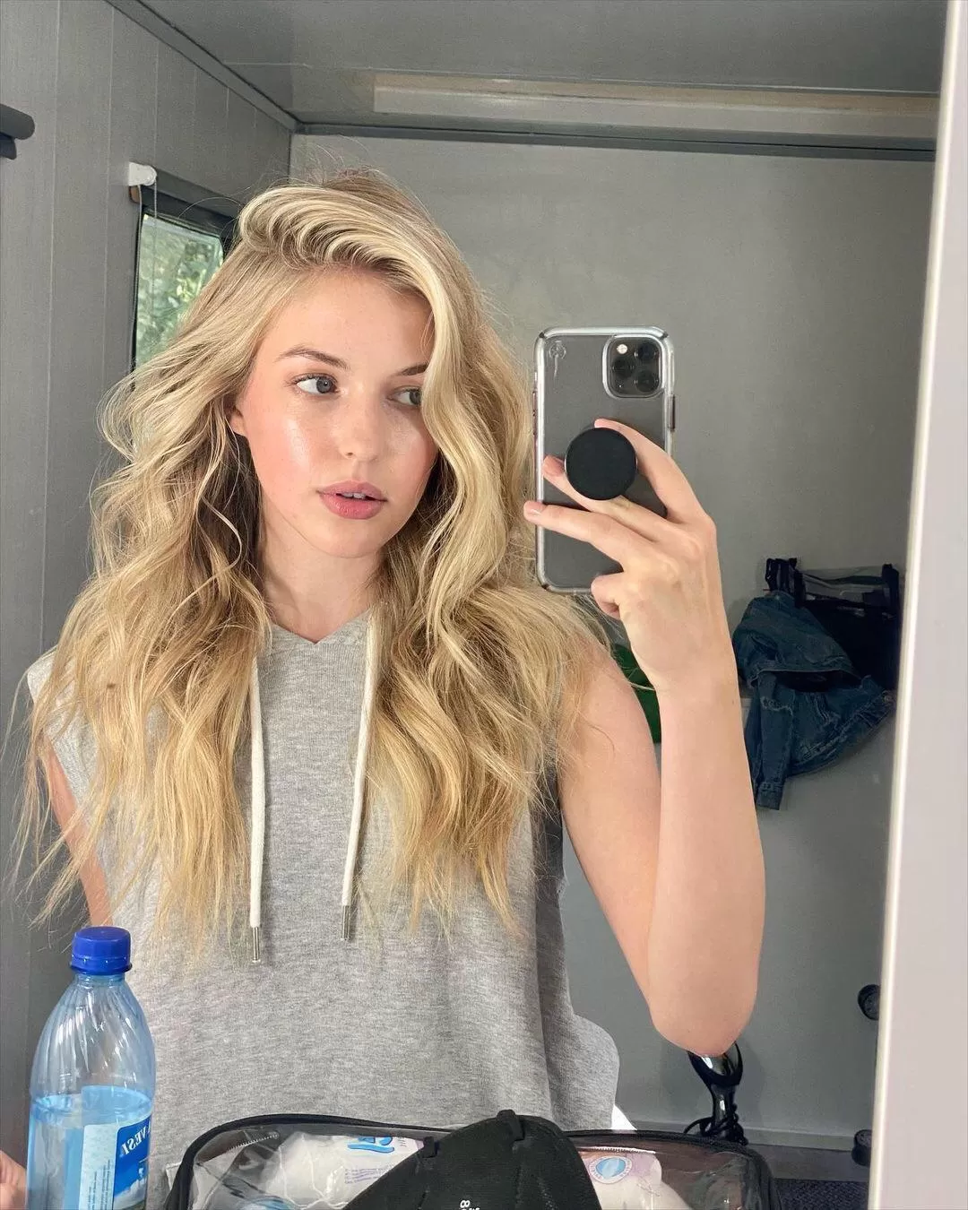 Gabby C Thomas posted by enjoying-beauty