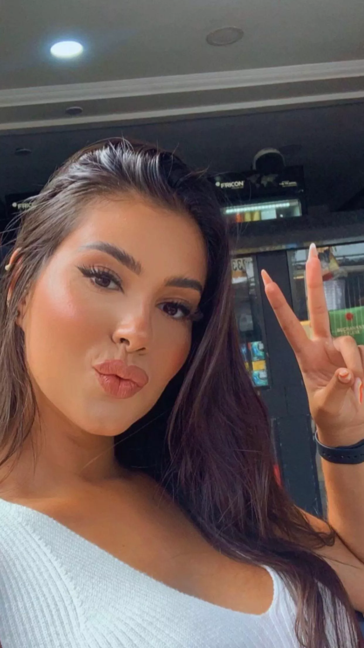 Gabi posted by IgDeusasBurner