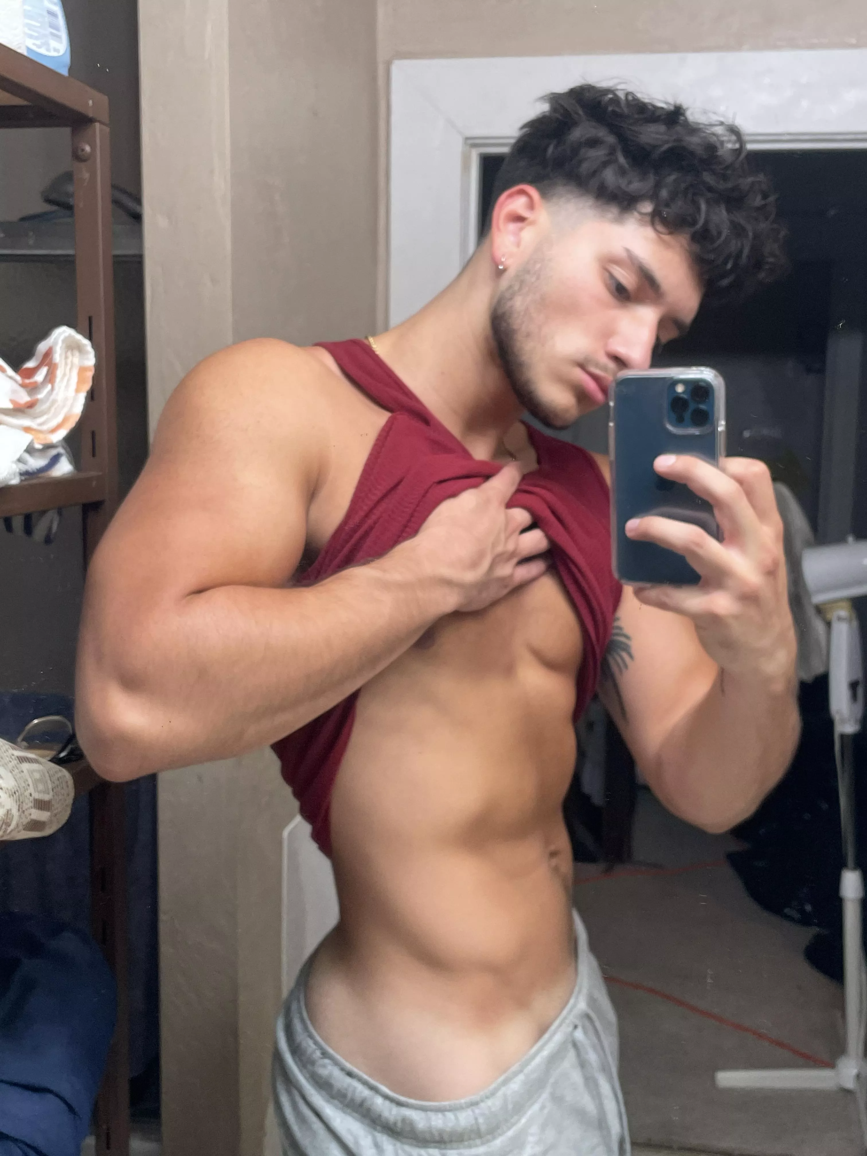 Gains! posted by champvgnetears