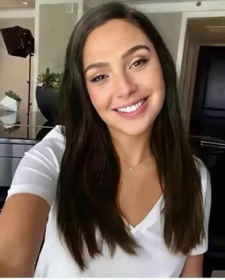 Gal Gadot by stunt_p