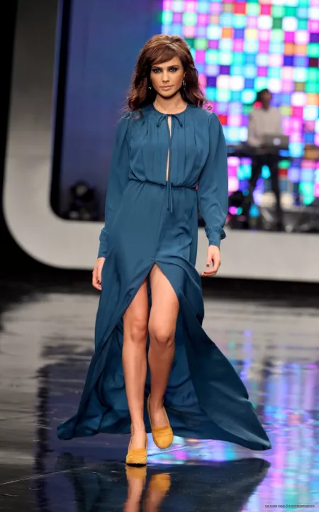 Gal Gadot by claytalian