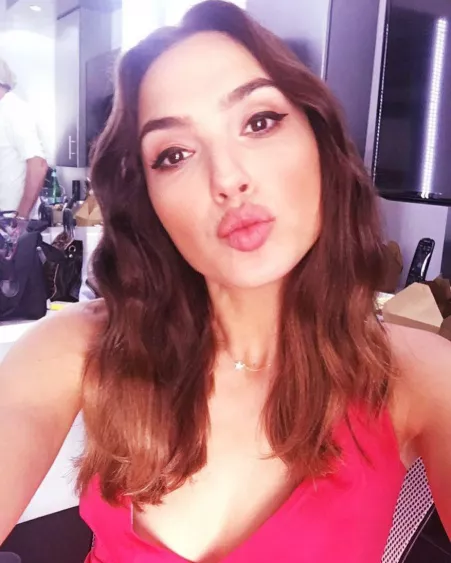 Gal Gadot by KaunWho