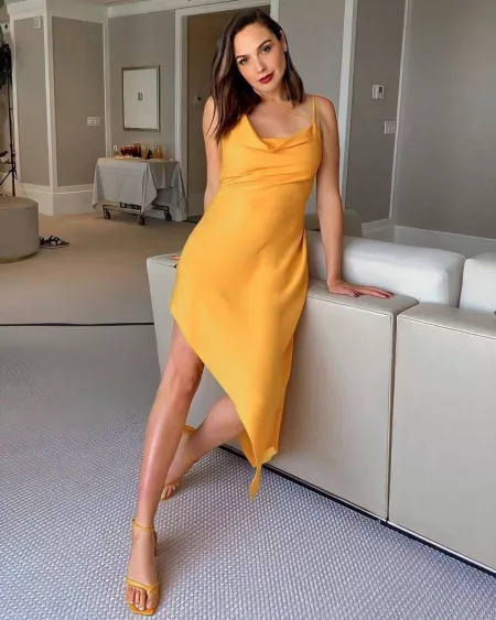 Gal Gadot by DelBato