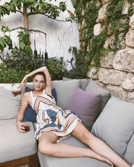 Gal Gadot by FlaLibertine