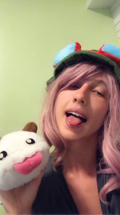 Gamer boy? by miasilvaS2