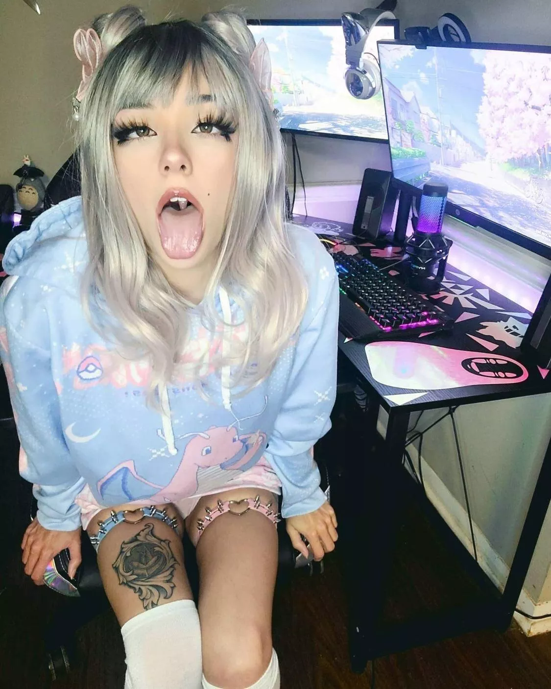 Gamer Girl posted by LegalSluts