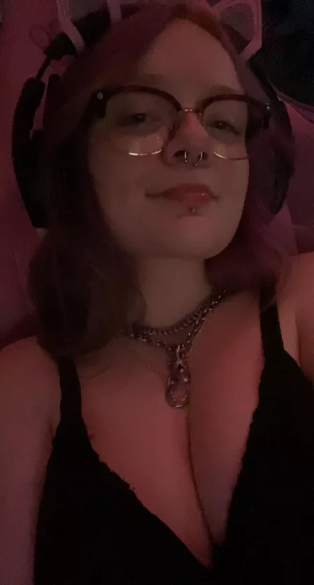 gamer neko? >.< by naughtynekox