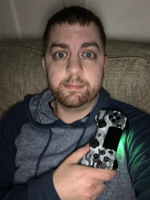 Games and football. That’s my weekend by beg0011