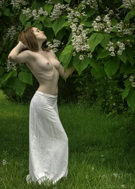 Garden lover by spatterday