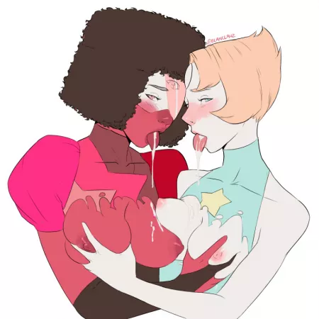 Garnet and Pearl - Drooling (BlancLauz) by Iamdoingathing