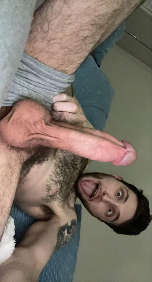 Gay! Who’s a proud chronic masturbator? Let’s trade cock n face pics! Snapchat: Bateworld69 by Ill-Seaworthiness123