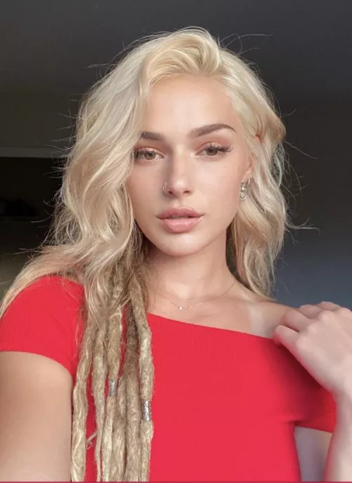 Georgia Ellenwood by Tycho403