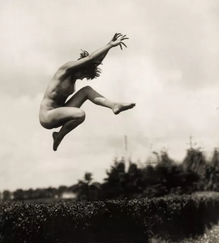 Gerhard Riebicke :: Outdoor gymnastics & dancing. Naked woman jumping high in the air, 1925. Published in UHU magazine 5/1925. | src Getty Images by JuliaSeth