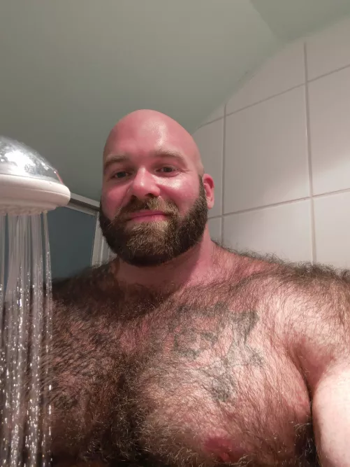 @Gery_Gschiel (Twitter) by hairyfatso