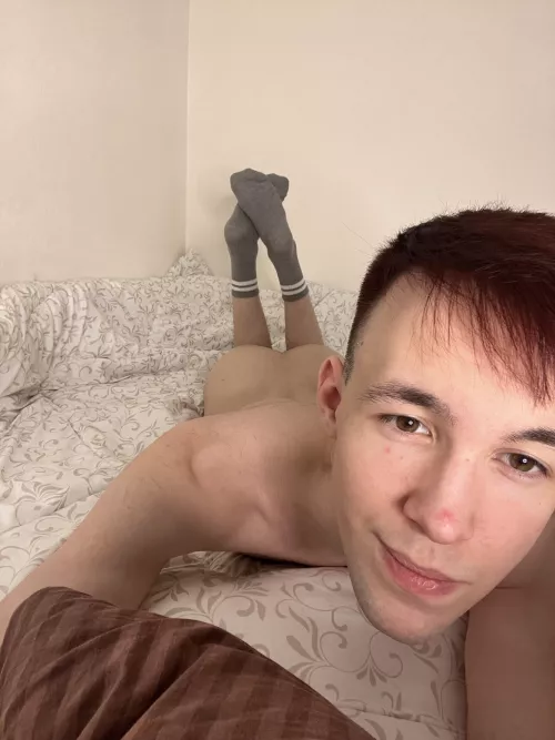 Get back? 🐸 by ElijahQue