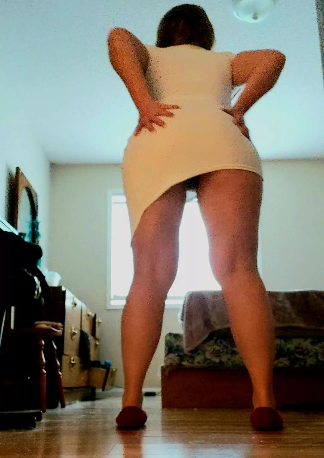 Get between my legs 😇 posted by Canadianbarbie69