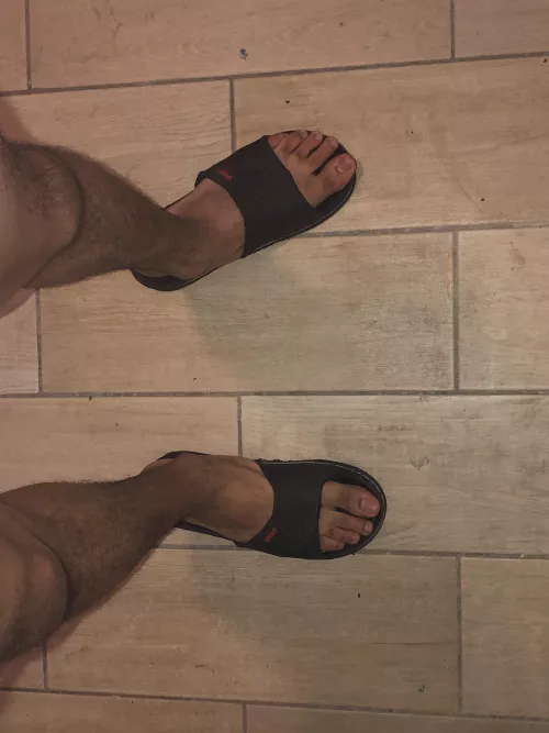 Get down slave and worship my feet by Revolutionary_Roll28